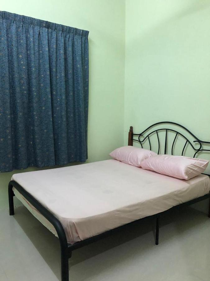 Afza Homestay Sura Free Unifi Kampong Sura Masjid المظهر الخارجي الصورة